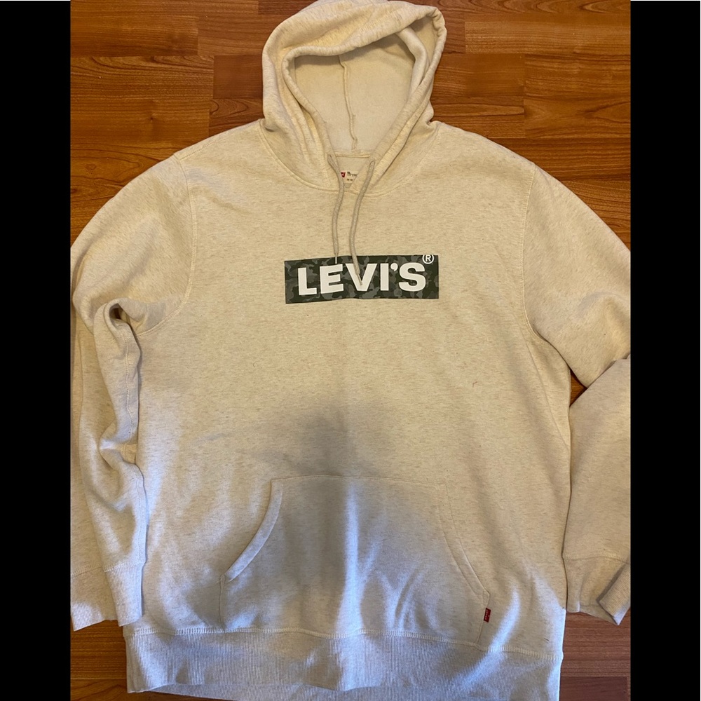 Levi’s Sweatshirt